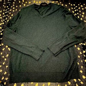 Banana Republic lightweight navy sweater